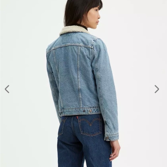 Levi’s Original Denim Sherpa Trucker Jacket Women’s Size Small - Picture 3 of 8